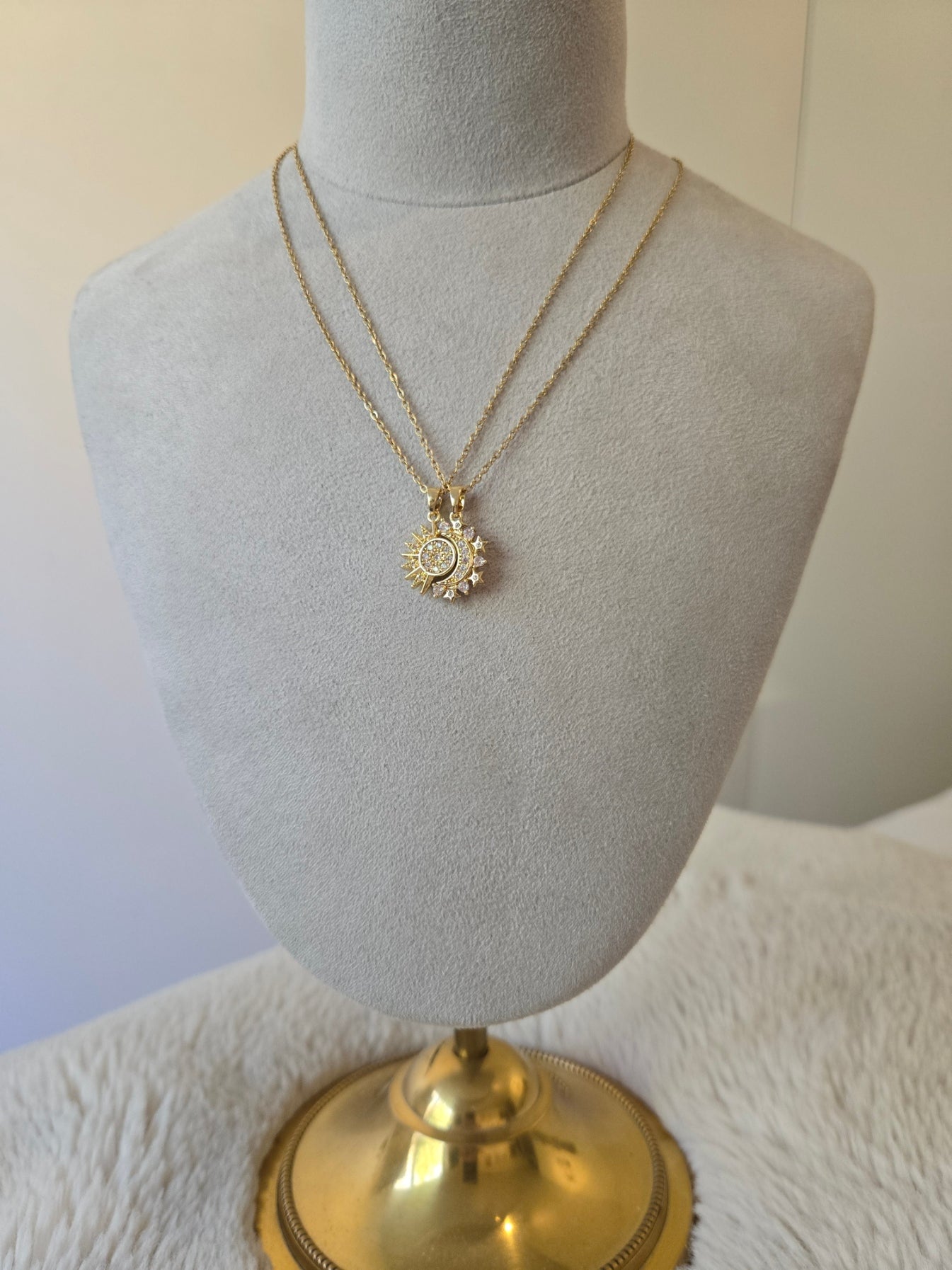 Moi And Toi Pendants