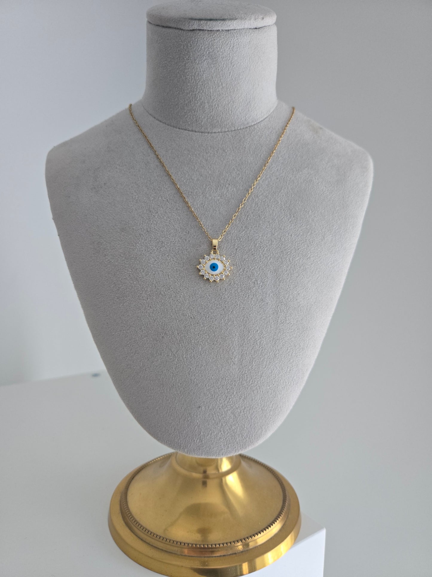 Twinkle Eye Pendant