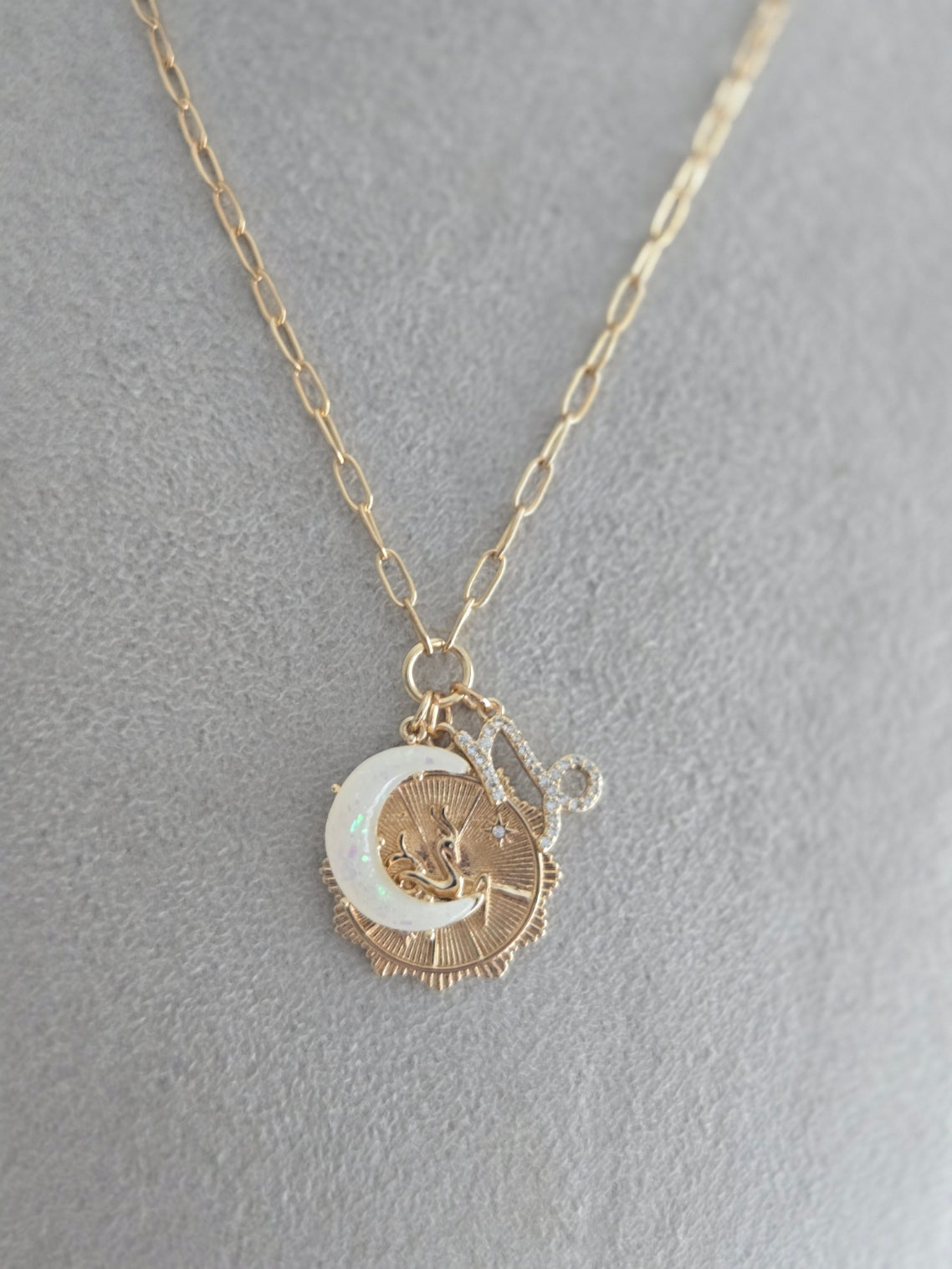 Retro Constellation Pendant Capricorn